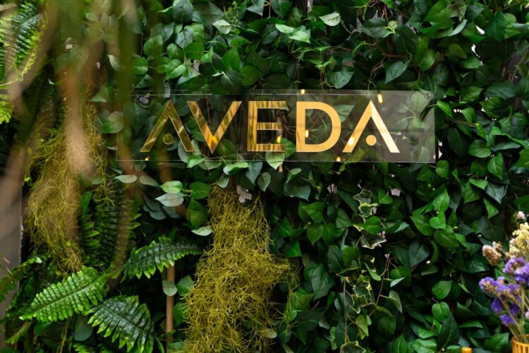Ένα Προϊόν, Αμέτρητες Δυνατότητες: Η Aveda γιόρτασε την άφιξη του νέου One...